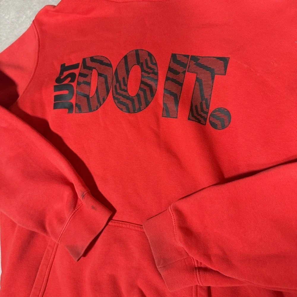 Nike Just Do It JDI Pullover Hoodie Red Black Fleece Men’s Medium M Graphic